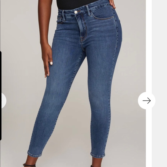 Good American Good Legs Crop - Picture 2 of 12